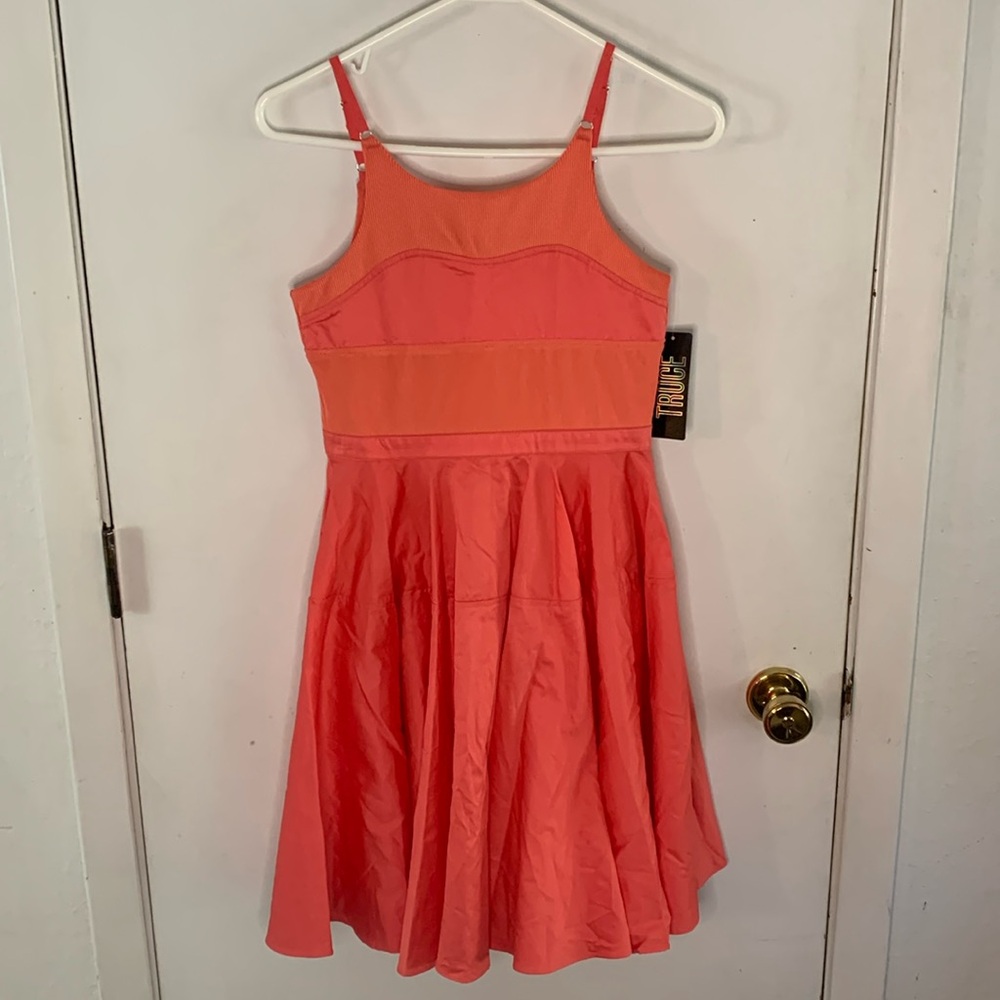 Truce coral spaghetti strap dress with full skirt and ribbed bodice Size XL